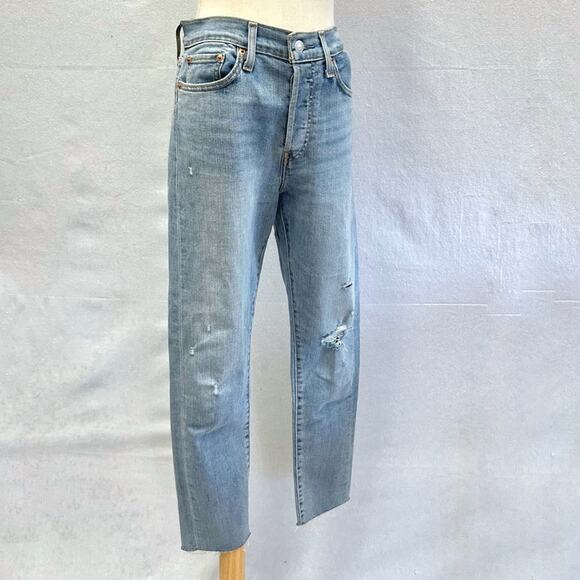 Levi's Wedgie Skinny button fly jean in light wash distressed size 28 raw hem‎ - Picture 15 of 16